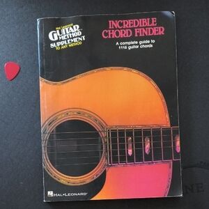 Hal Leonard Incredible Chord Finder Book